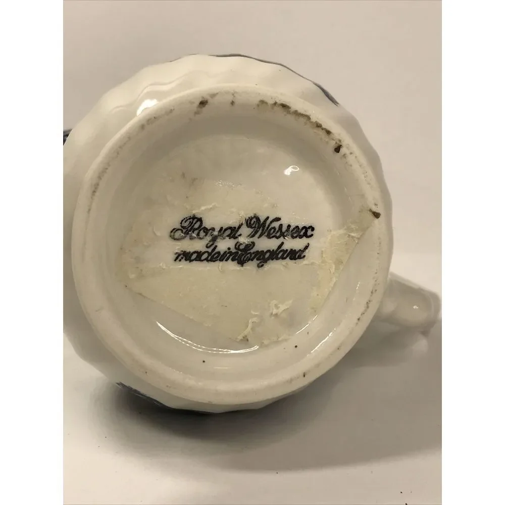 ROYAL ESSEX CREAMER MADE‎ IN England